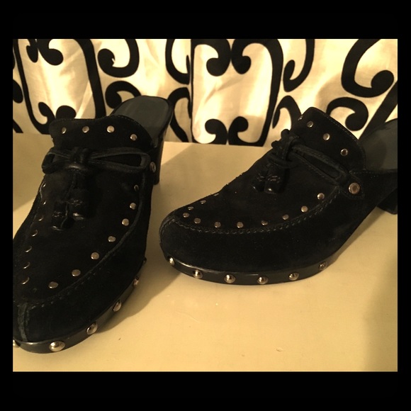 Stuart Weitzman Shoes - Stuart Weitzman leather studded mule